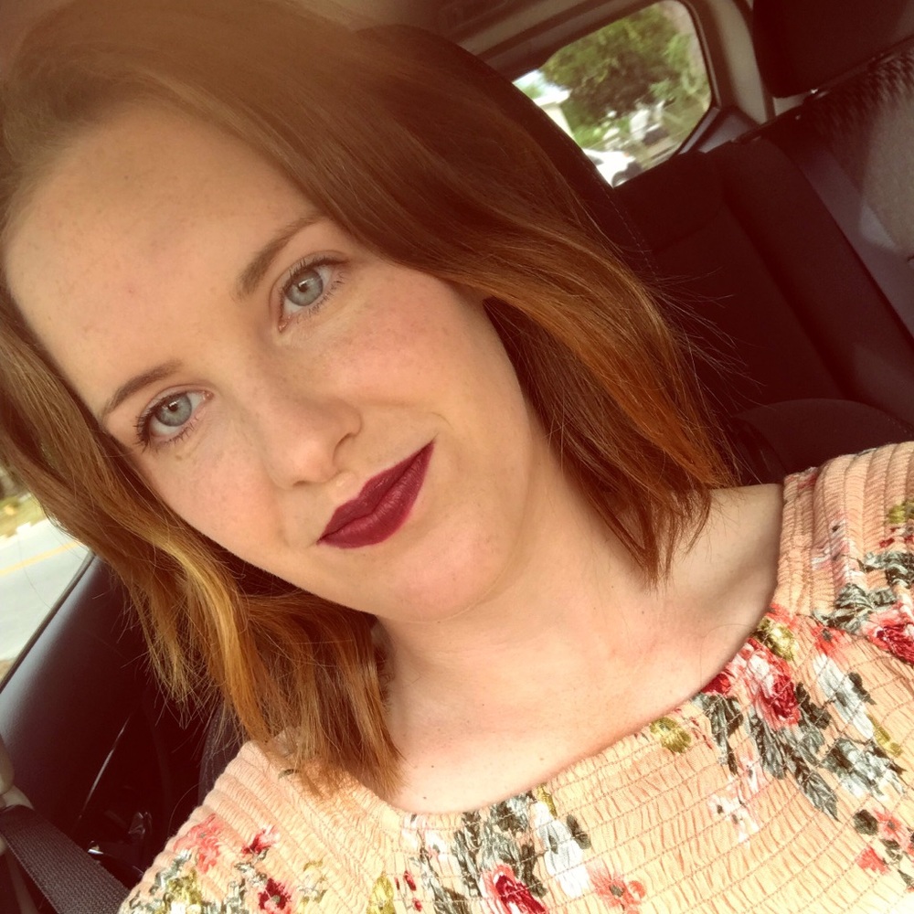 Meet your Posher, Kayla